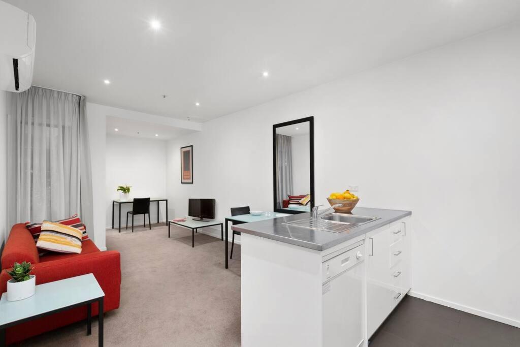 108 Astral Apartments Melbourne Eksteriør bilde